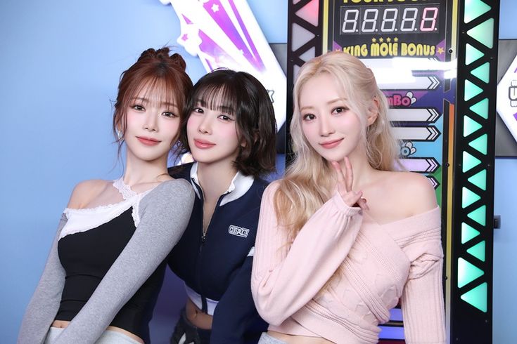 Latest photo of DREAMCATCHER