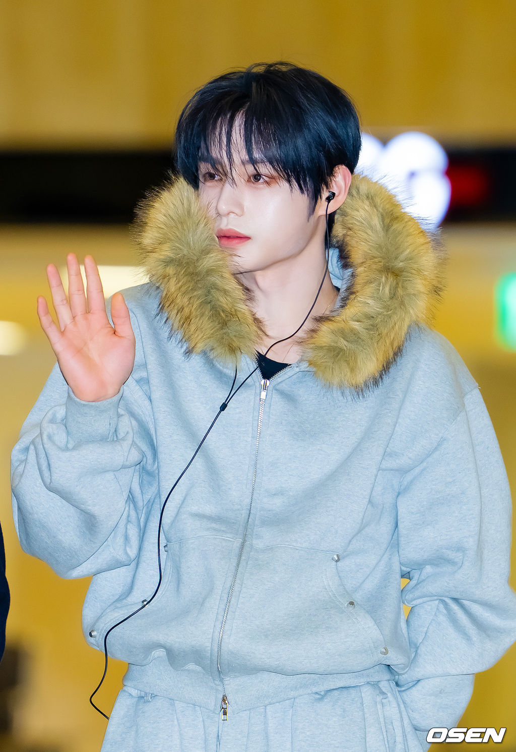 김지웅 (제로베이스원)의 비하인드 컷