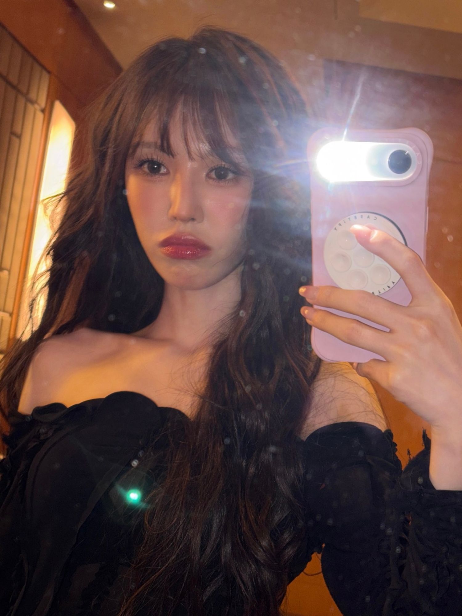 A moment captured by Wendy (Red Velvet)'s fan