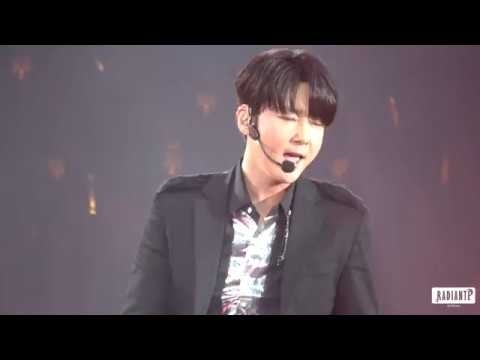 A moment captured by SHINHWA's fan