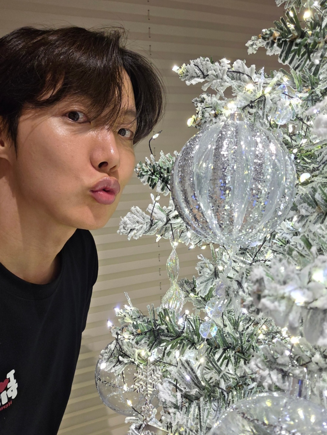 제이홉 (방탄소년단)의 비하인드 컷