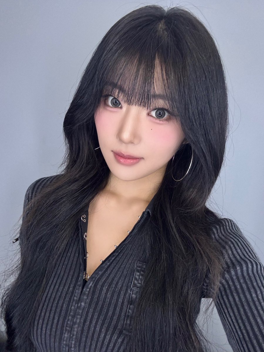 A moment captured by H1-KEY's fan