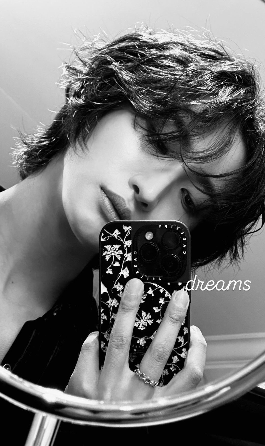 Recent activity shot of Seonghwa (ATEEZ)
