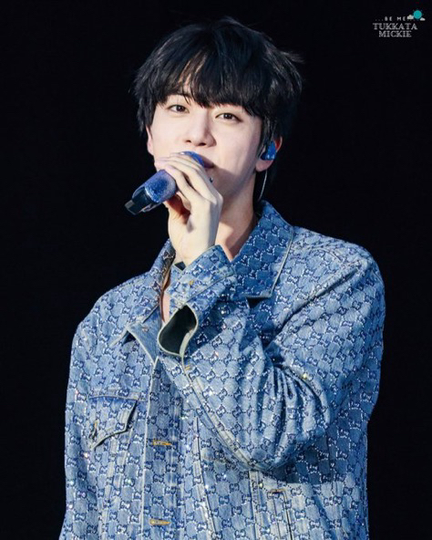 Behind-the-scenes cut of Jin (BTS)