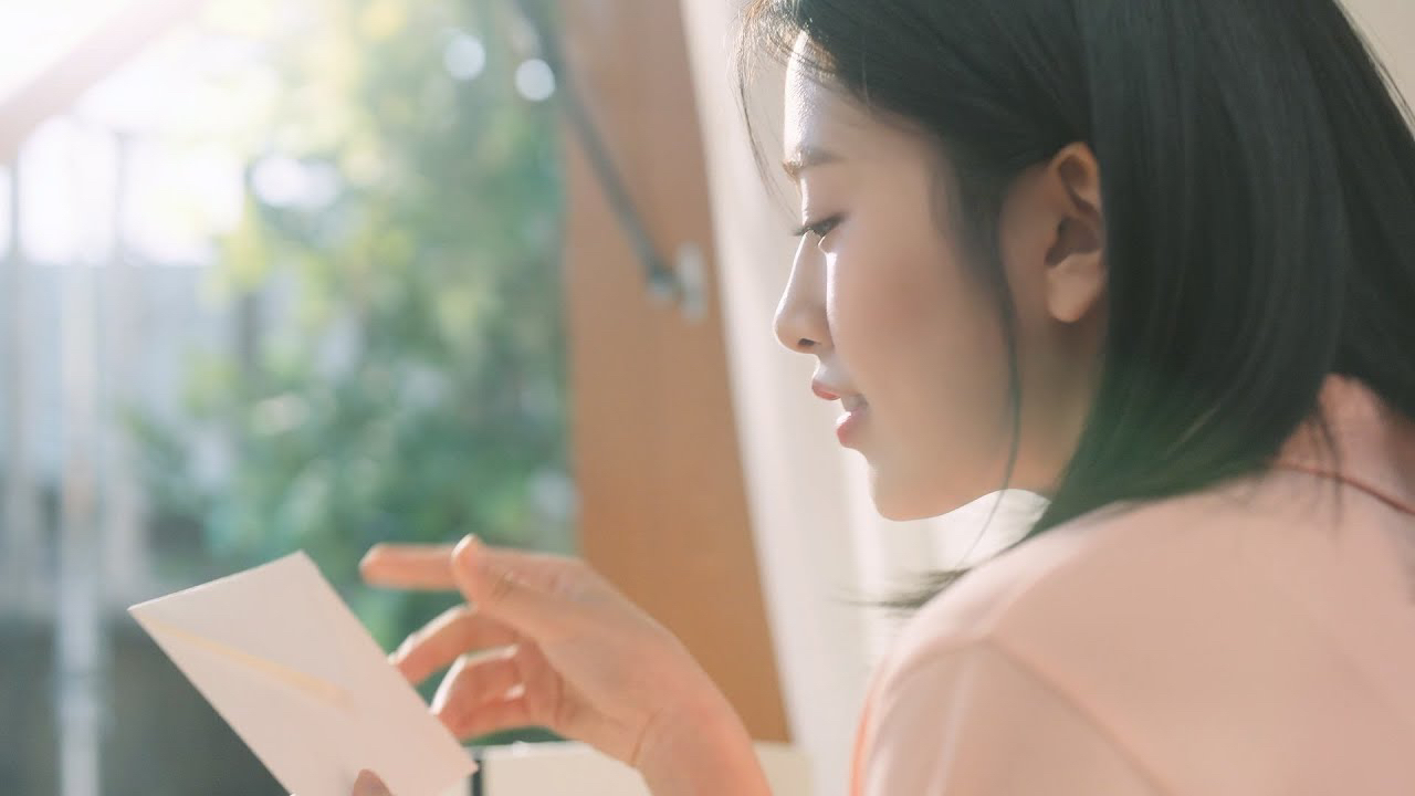 Behind-the-scenes cut of An Yujin (IVE)