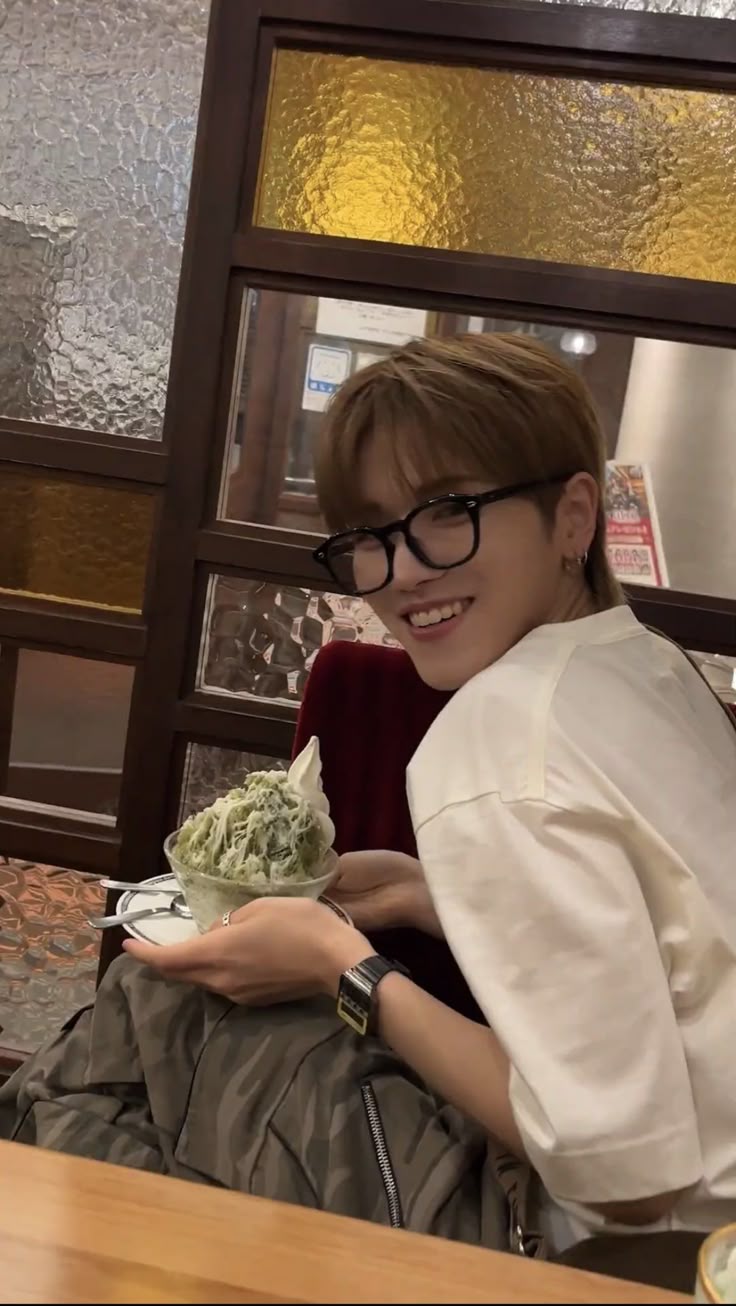 Behind-the-scenes cut of Riwoo (BOYNEXTDOOR)