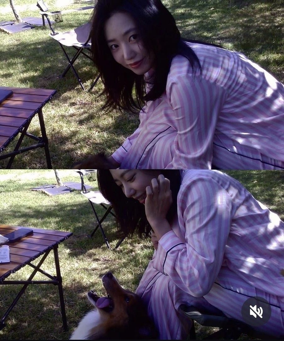 A moment captured by Kim Namjoo (Apink)'s fan