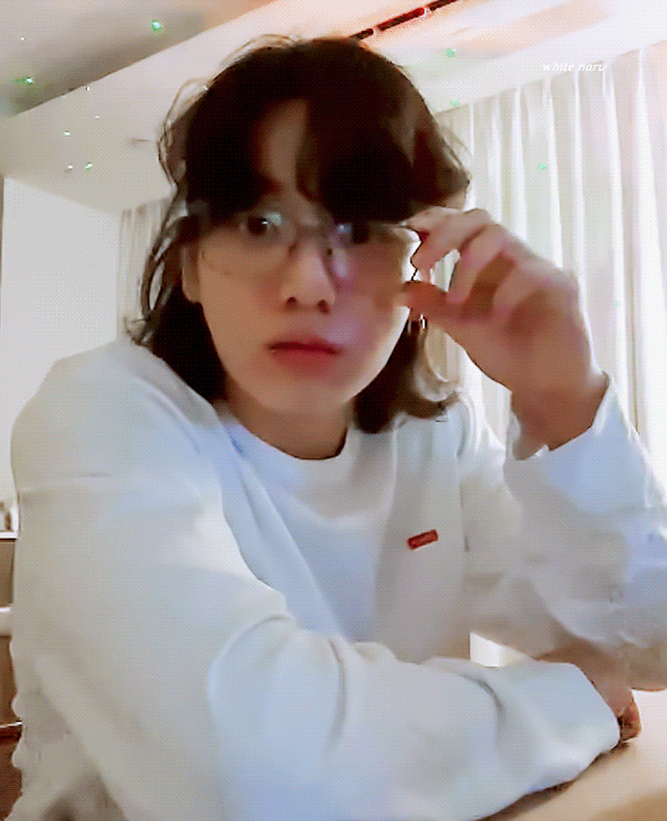 정국 (방탄소년단)의 비하인드 컷