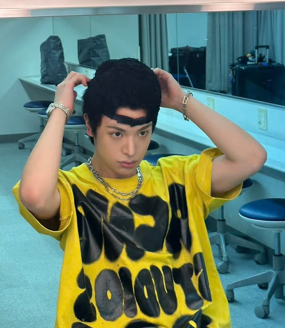 Behind-the-scenes cut of Yechan (Xikers)