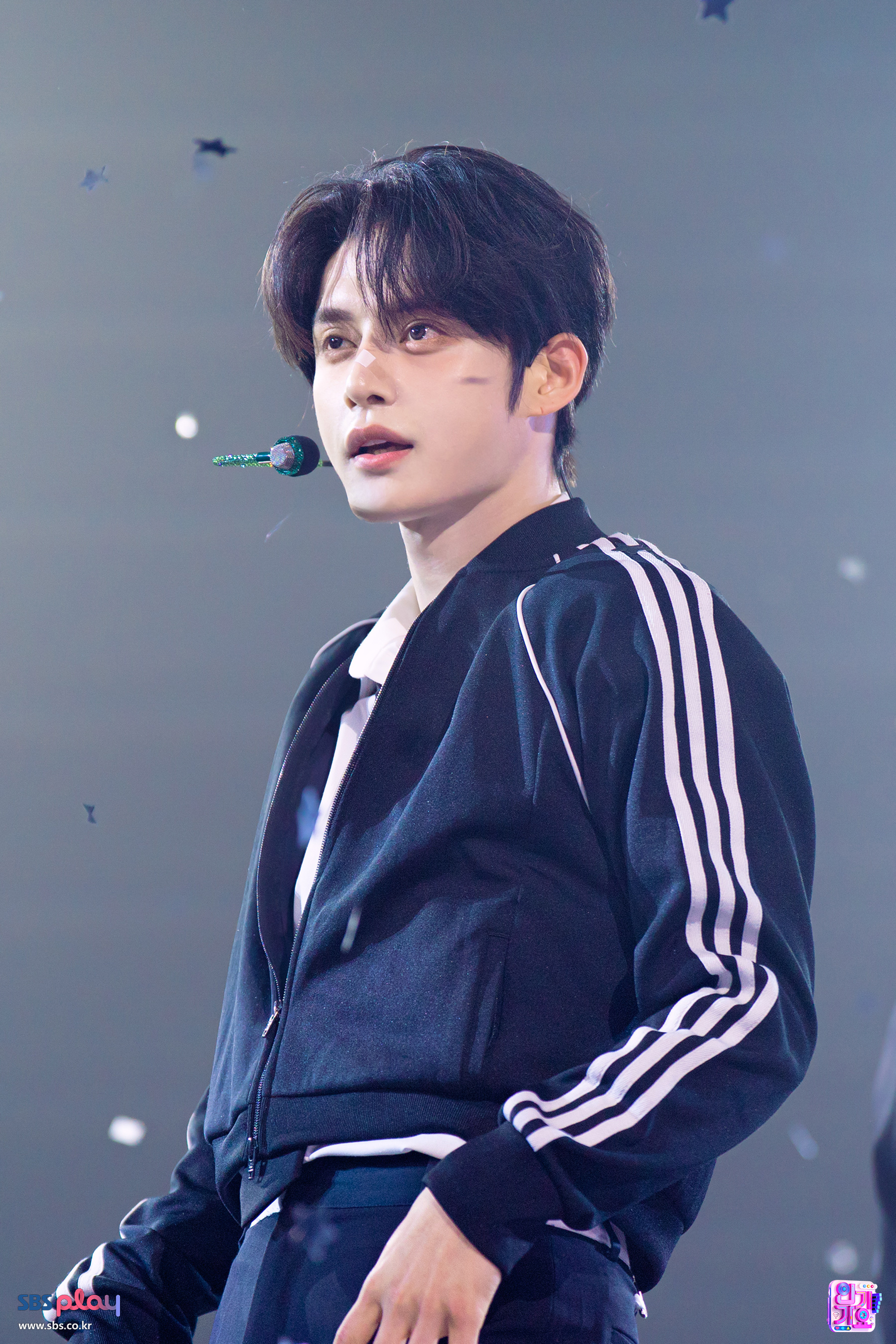Recent activity shot of Kim Jiwoong (ZEROBASEONE)