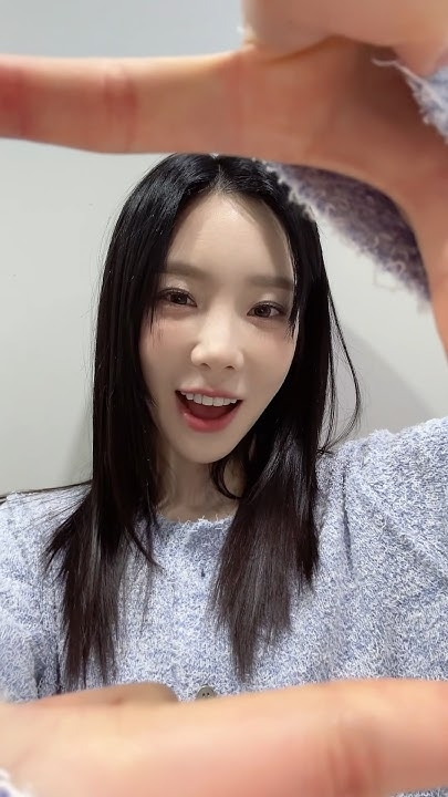 The most beloved wallpaper among Taeyeon (Girls' Generation)'s fans