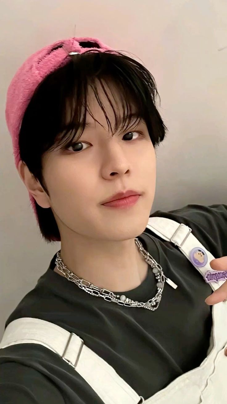 Fandom-recommended wallpaper image of Seungmin (Stray Kids)