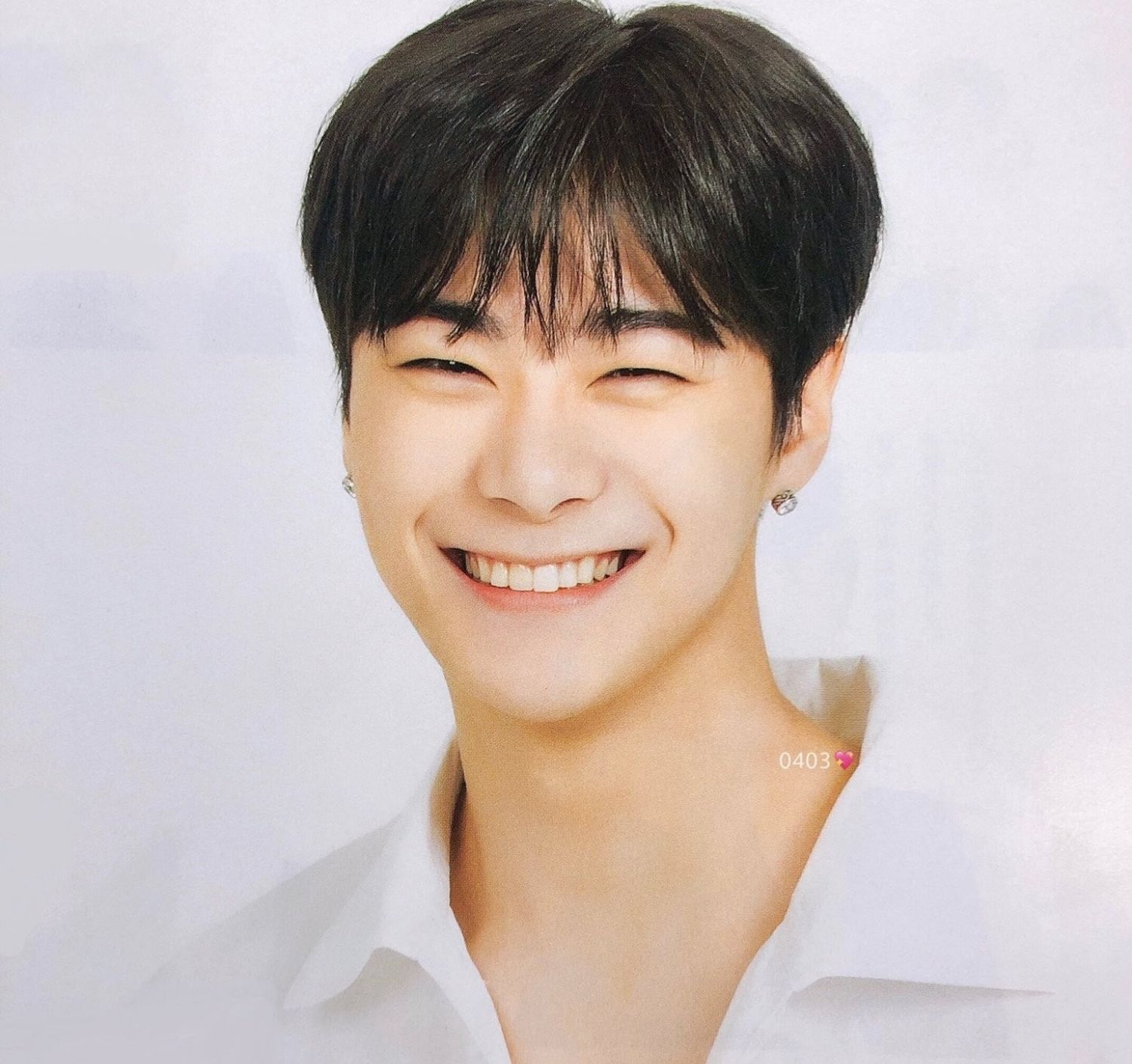 ASTRO的最新照片