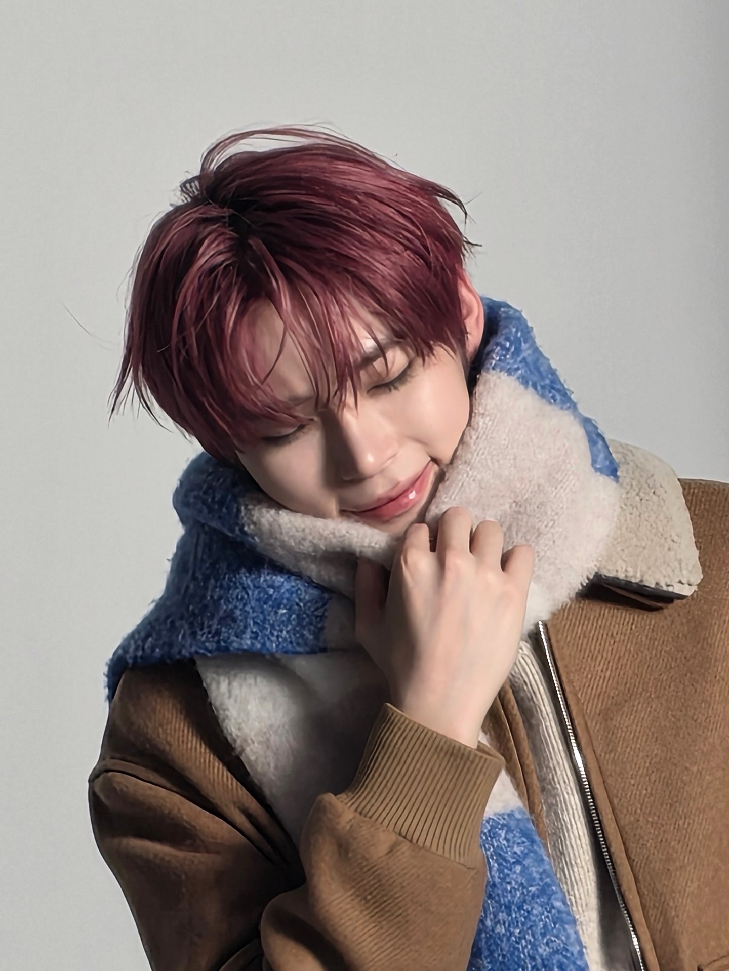 Latest photo of Sung Hanbin (ZEROBASEONE)