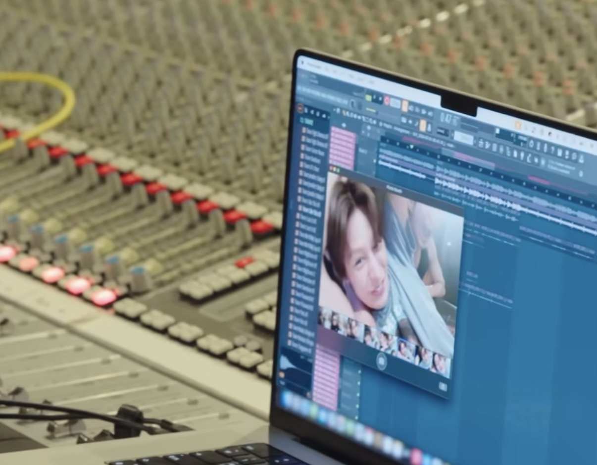 Recent activity shot of James (CORTIS)