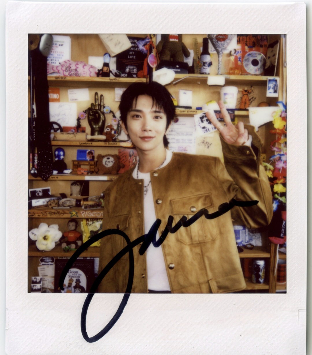 Latest photo of Joshua (SEVENTEEN)