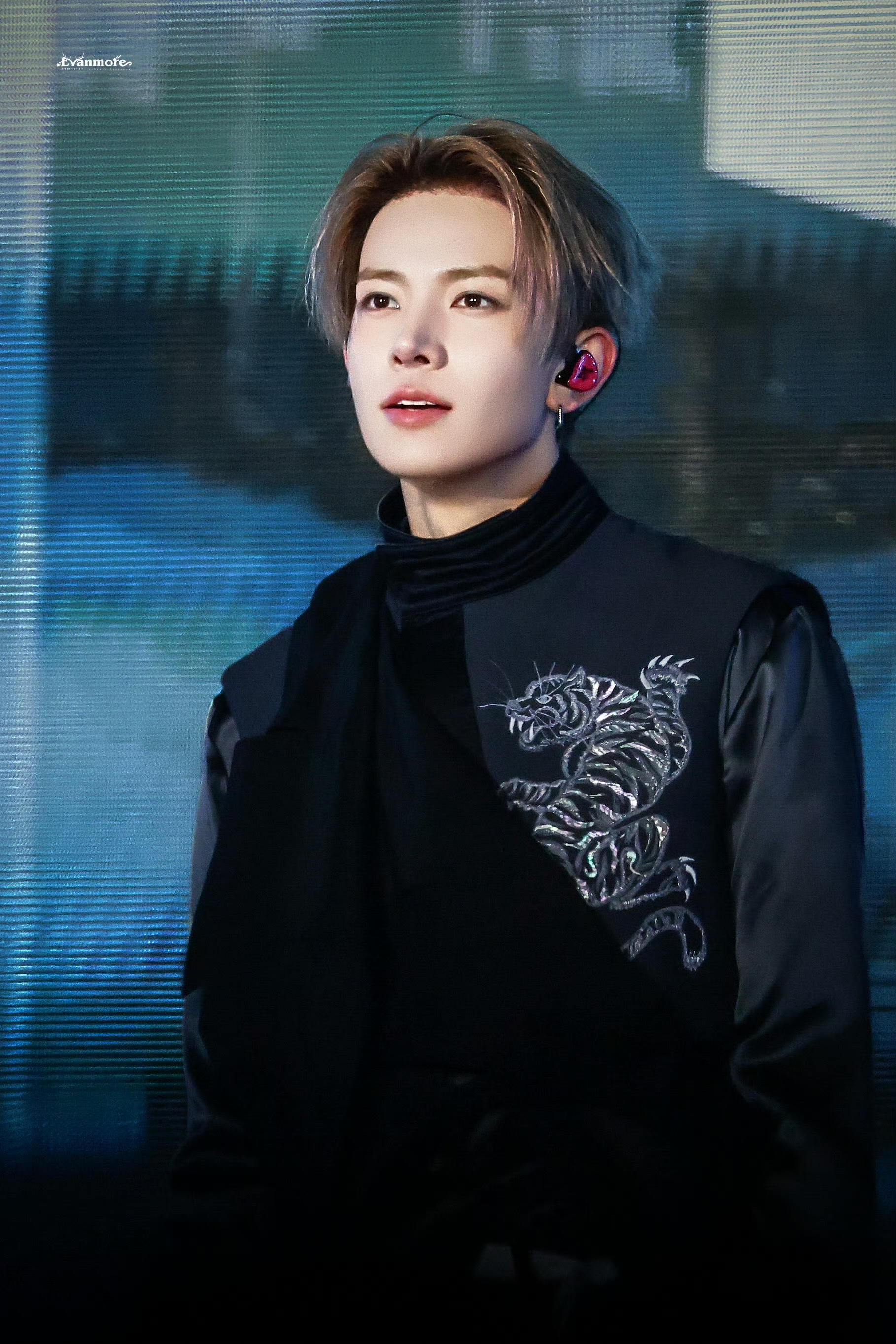 ヒスン (ENHYPEN)の最新写真