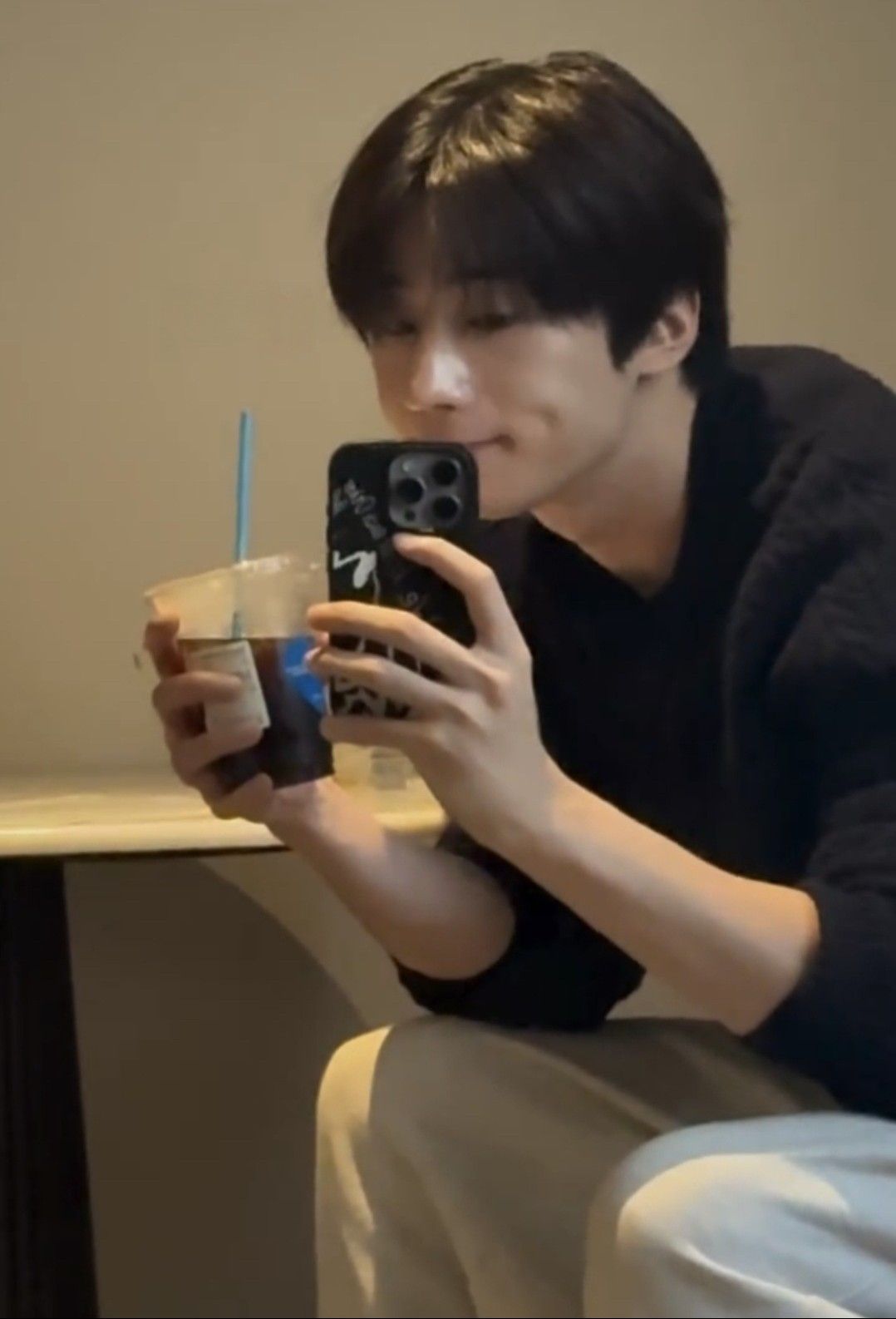 A moment captured by Han Seungwoo's fan