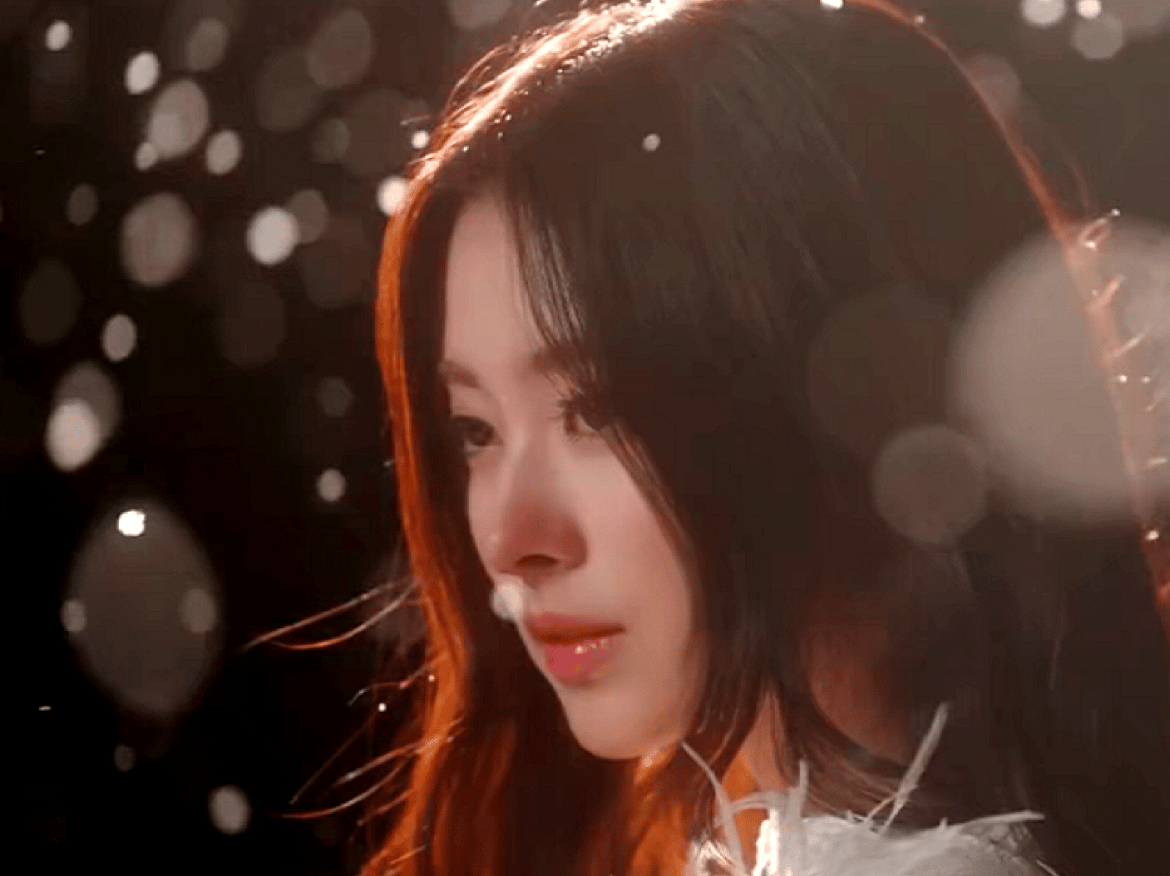 Recent activity shot of Anna (MEOVV)