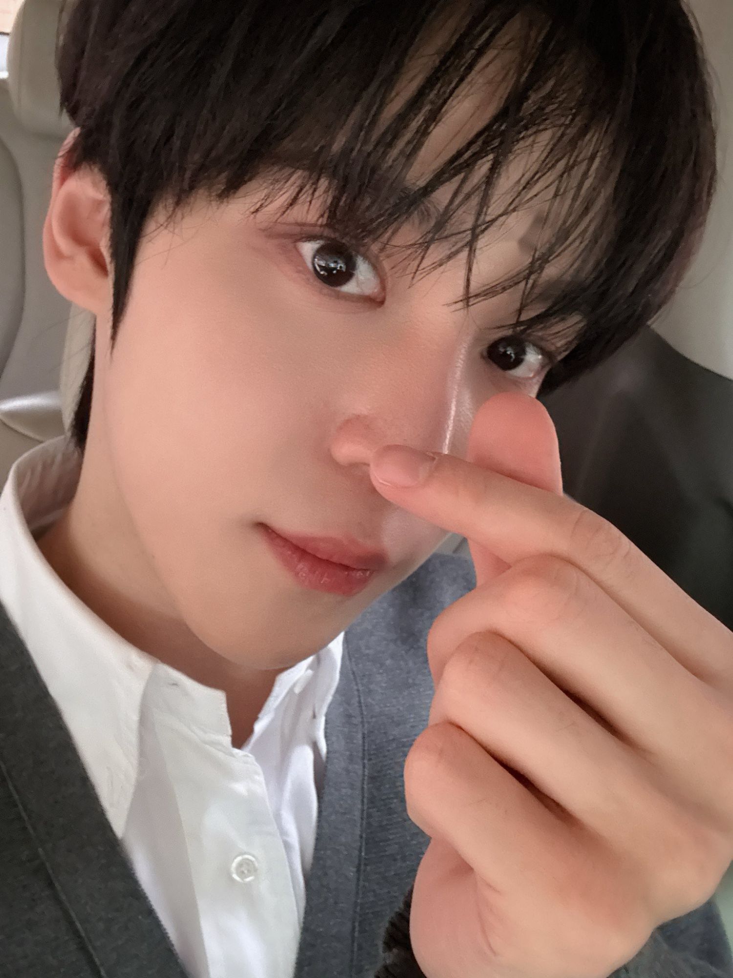 Recent activity shot of Yunho (ATEEZ)