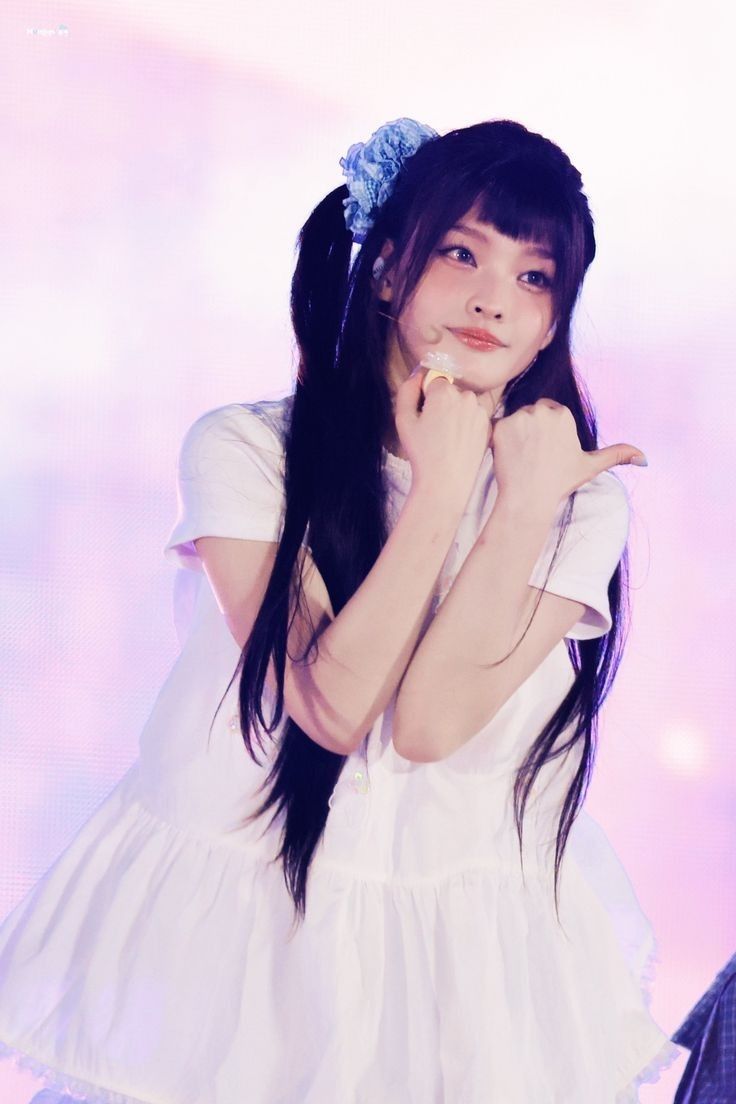 Recent activity shot of Iroha (ILLIT)