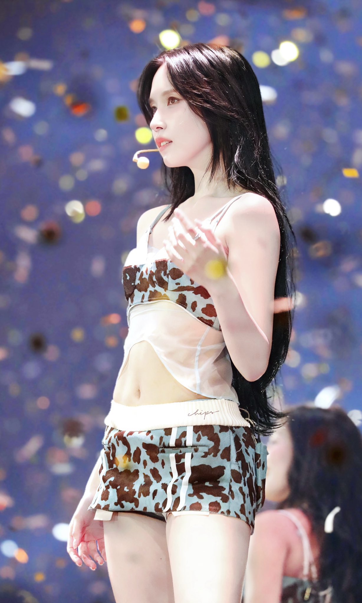 Behind-the-scenes cut of Mina (TWICE)