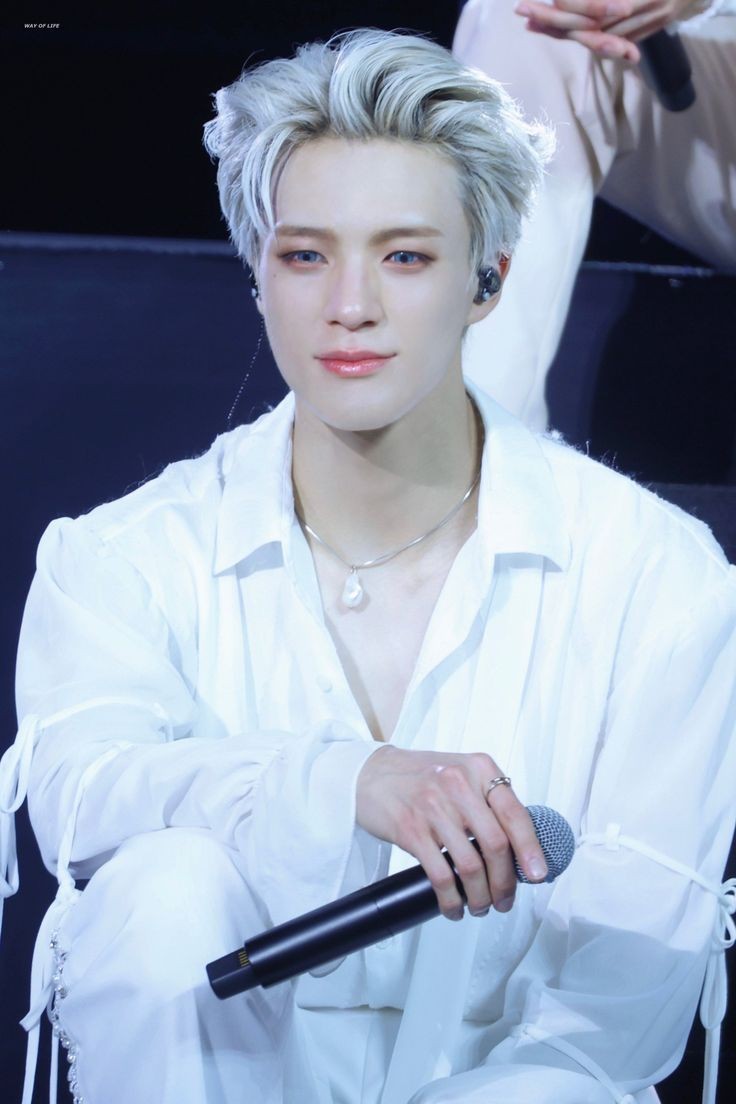 Latest photo of Jeno (NCT DREAM)