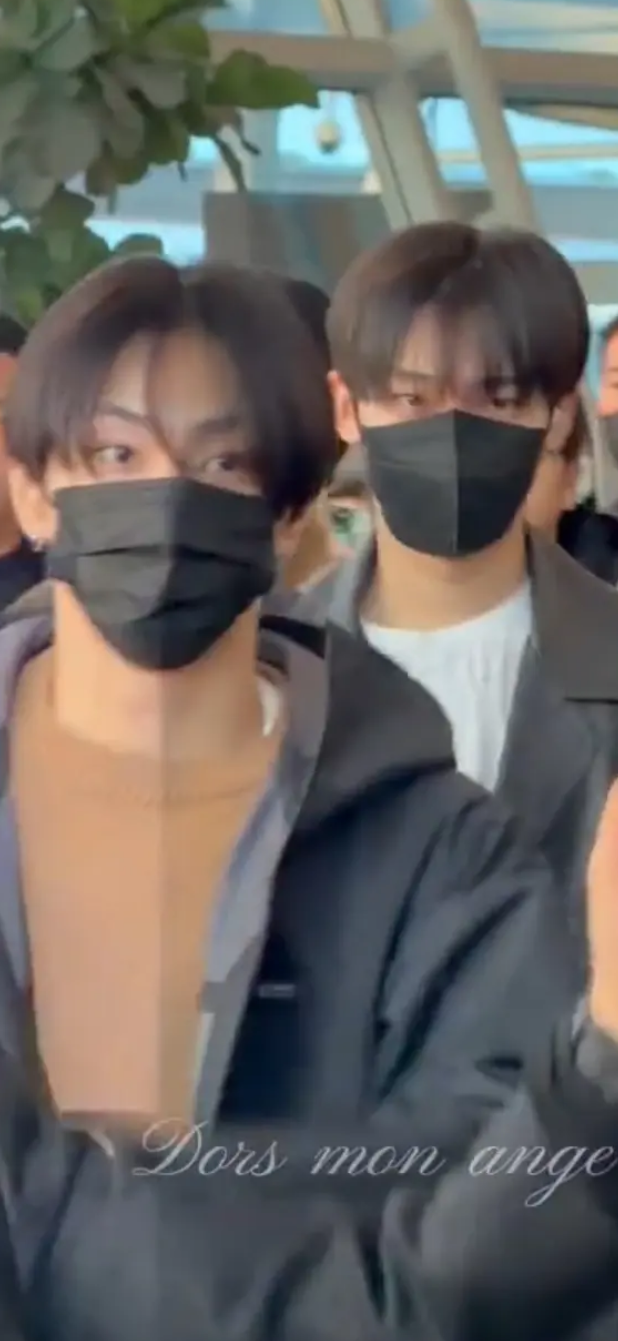 Today's most popular wallpaper in the Jungwon (ENHYPEN) community