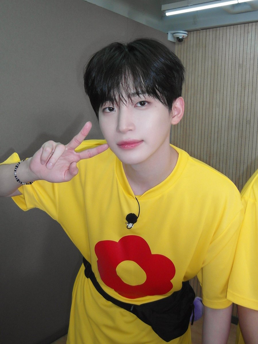 CRAVITY的幕後花絮