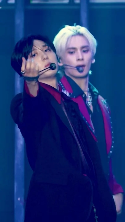 A moment captured by SF9's fan