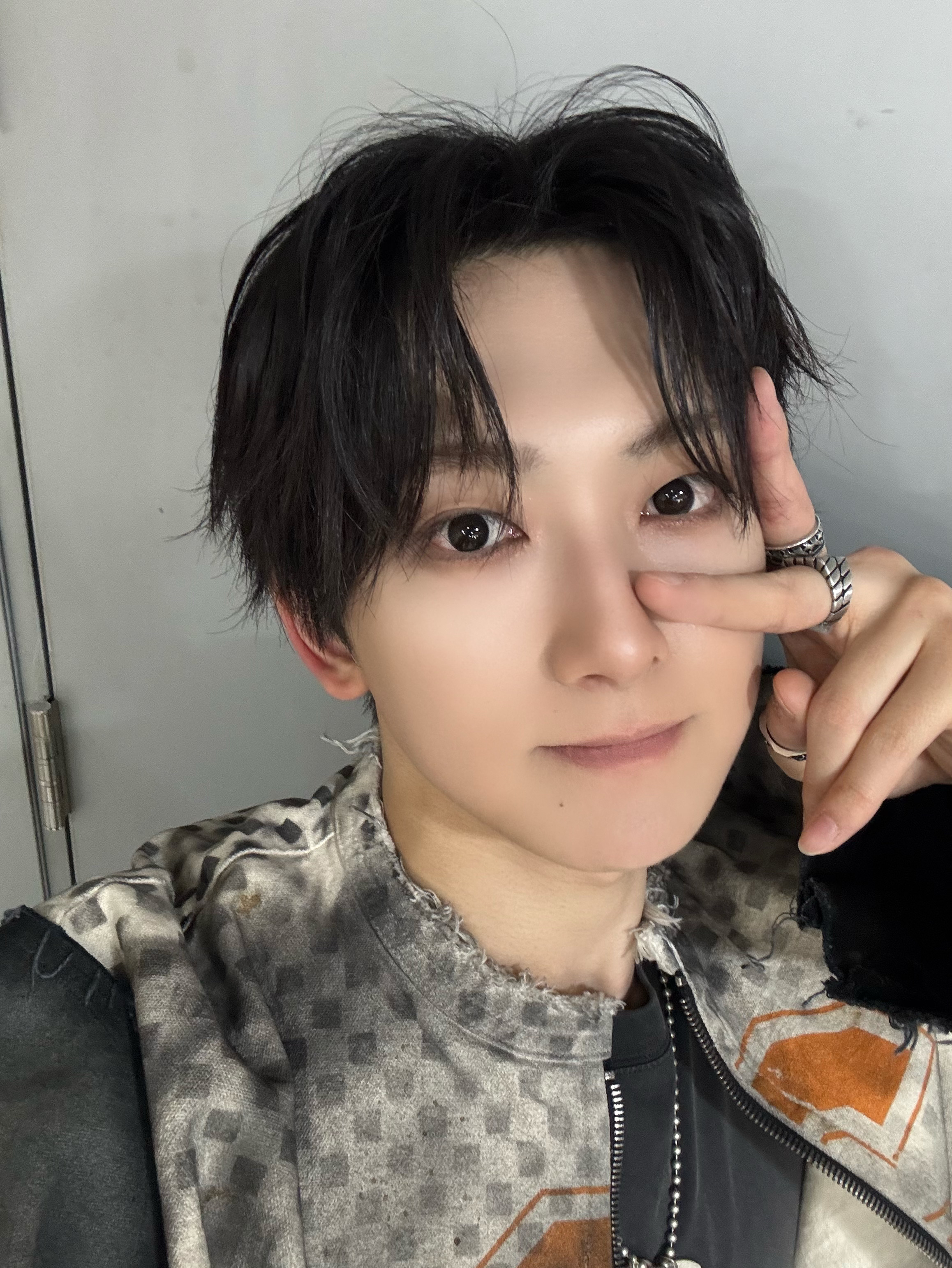 Behind-the-scenes cut of Fuma (&TEAM)