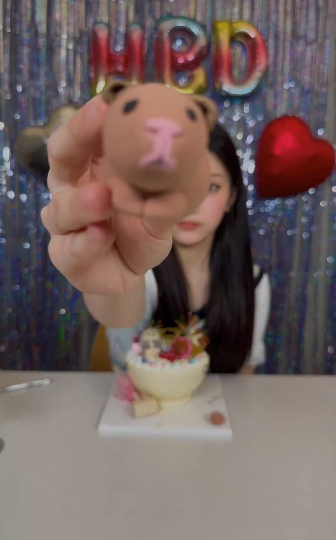 Behind-the-scenes cut of Wonhee (ILLIT)