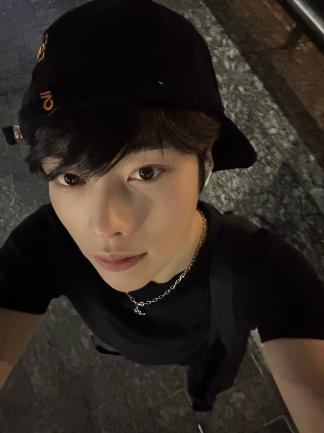 Behind-the-scenes cut of Hanbin (TEMPEST)