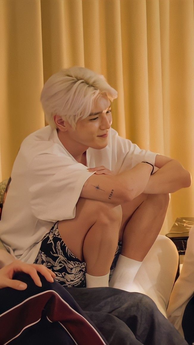 Today's most popular wallpaper in the Taeyong (NCT 127) community