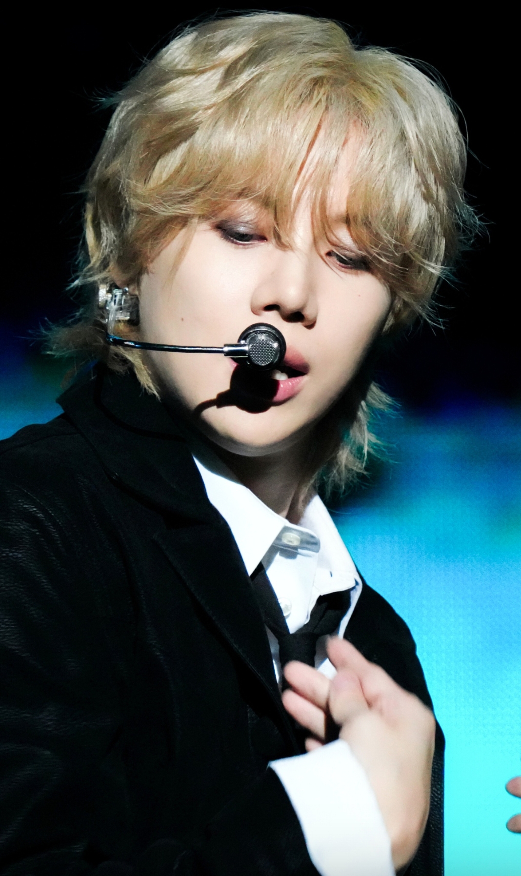 The most beloved wallpaper among Taemin (SHINee)'s fans