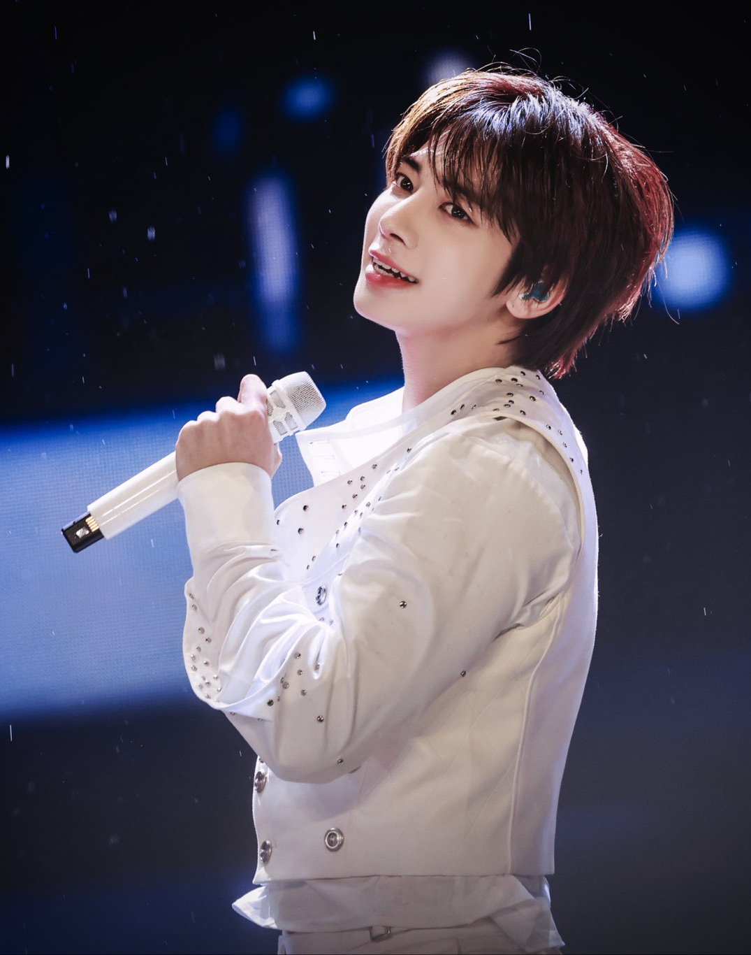 태현 (투모로우바이투게더) 최근 활동샷