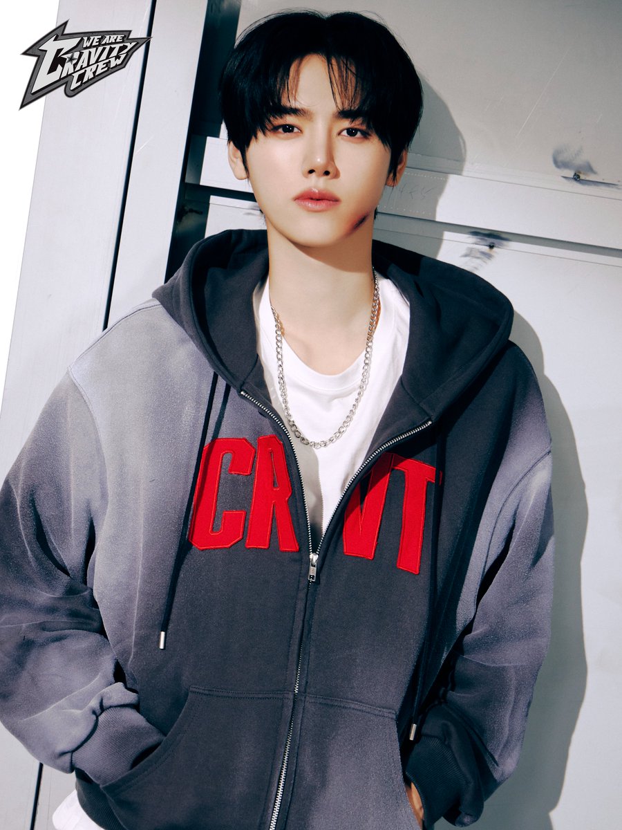 A moment captured by CRAVITY's fan