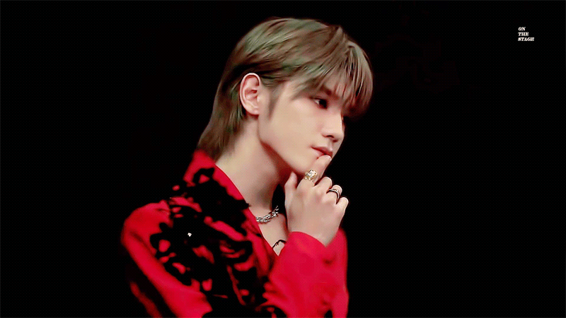 A moment captured by Taeyong (NCT 127)'s fan