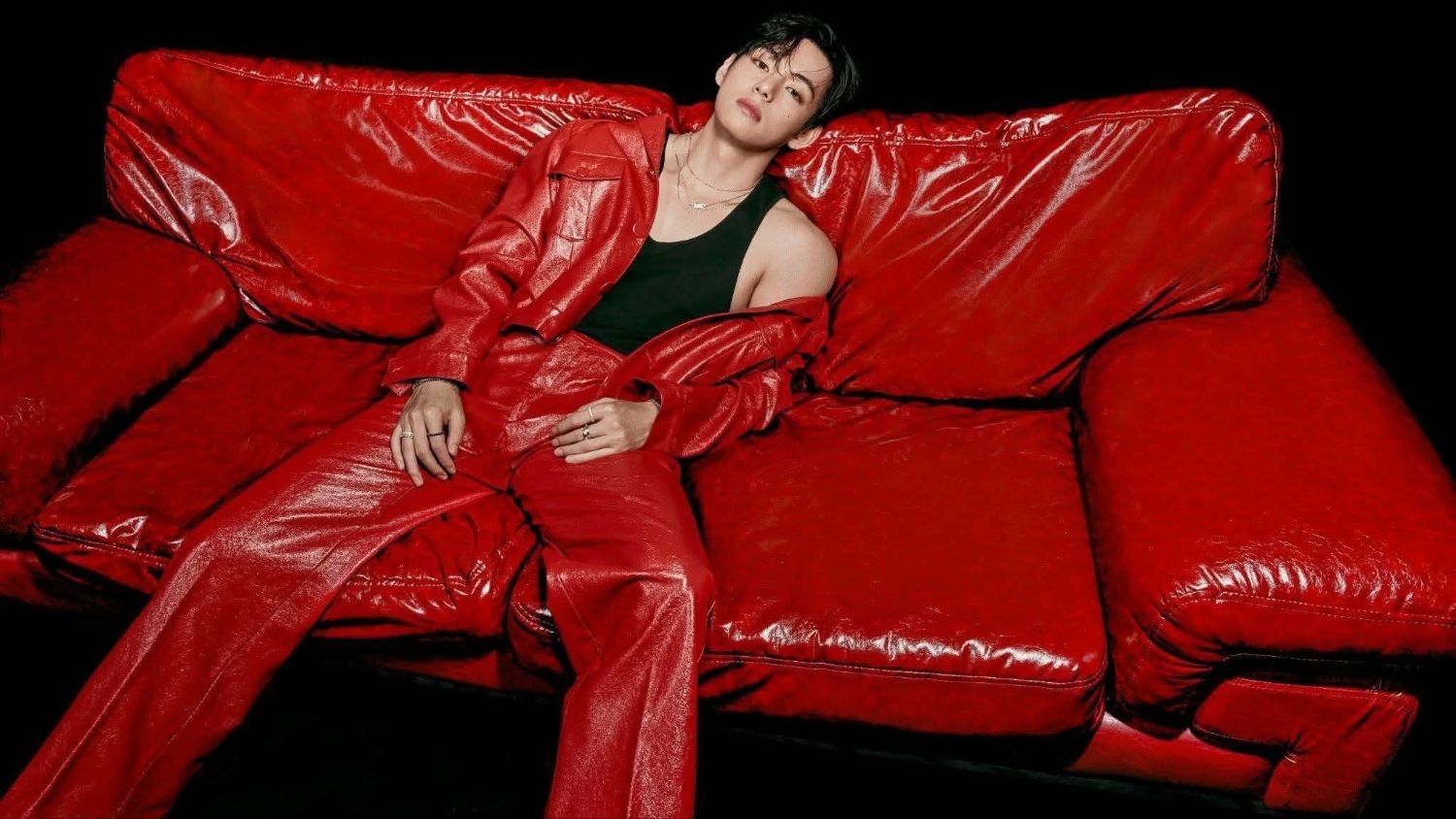 Latest photo of V (BTS)