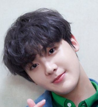 윤산하 (아스트로) 팬이 찍은 순간