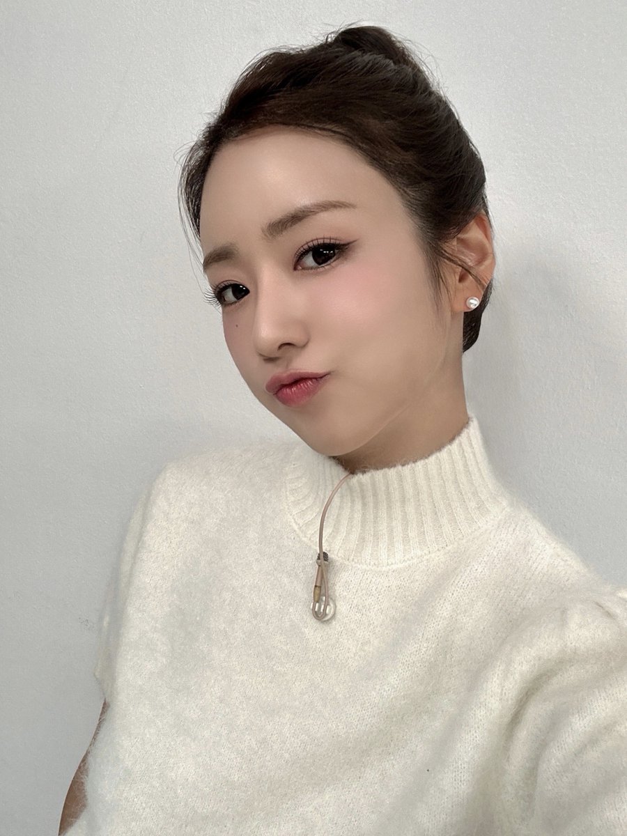 Apinkの舞台裏ショット