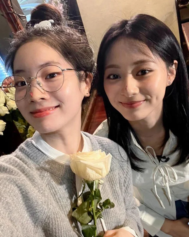 Recent activity shot of Dahyun (TWICE)