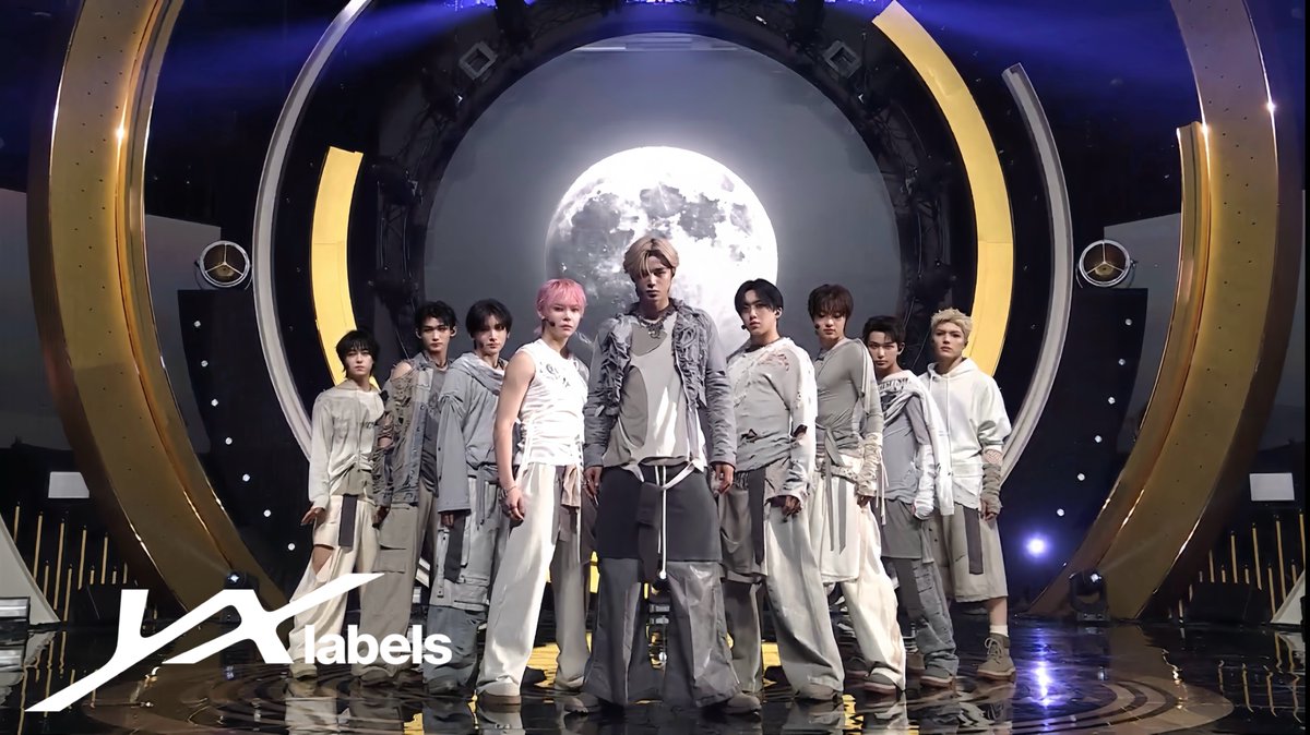 Recent activity shot of &TEAM