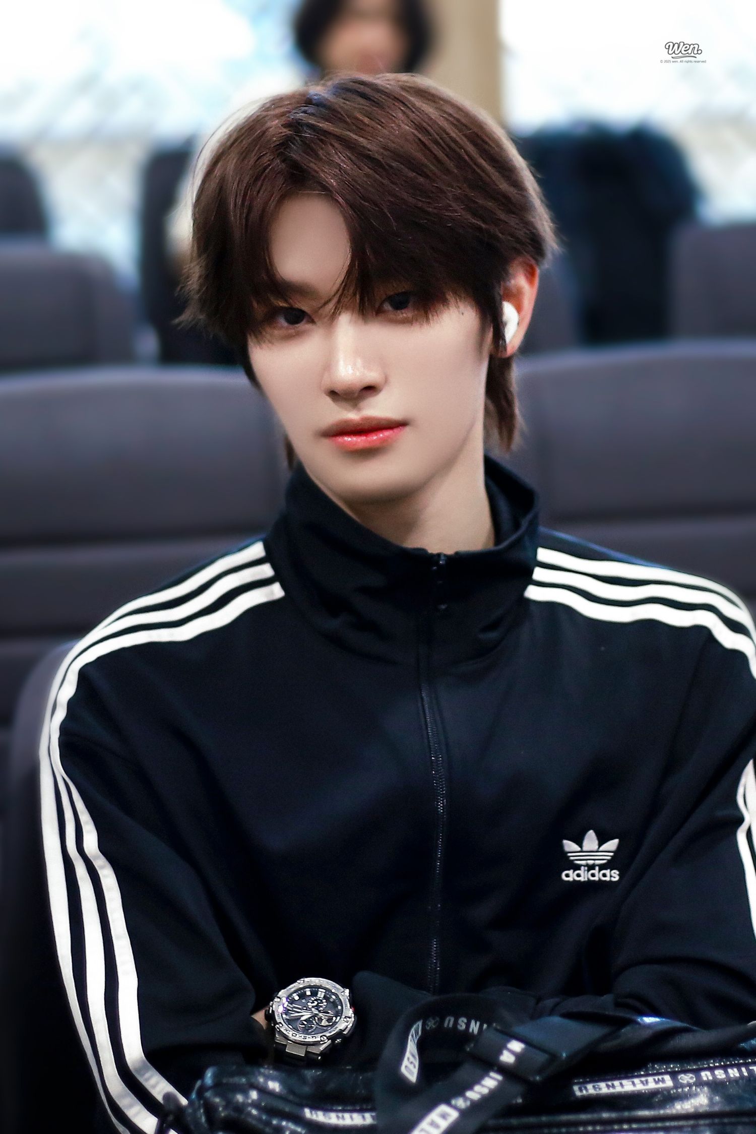 Behind-the-scenes cut of Chen Kaiwen