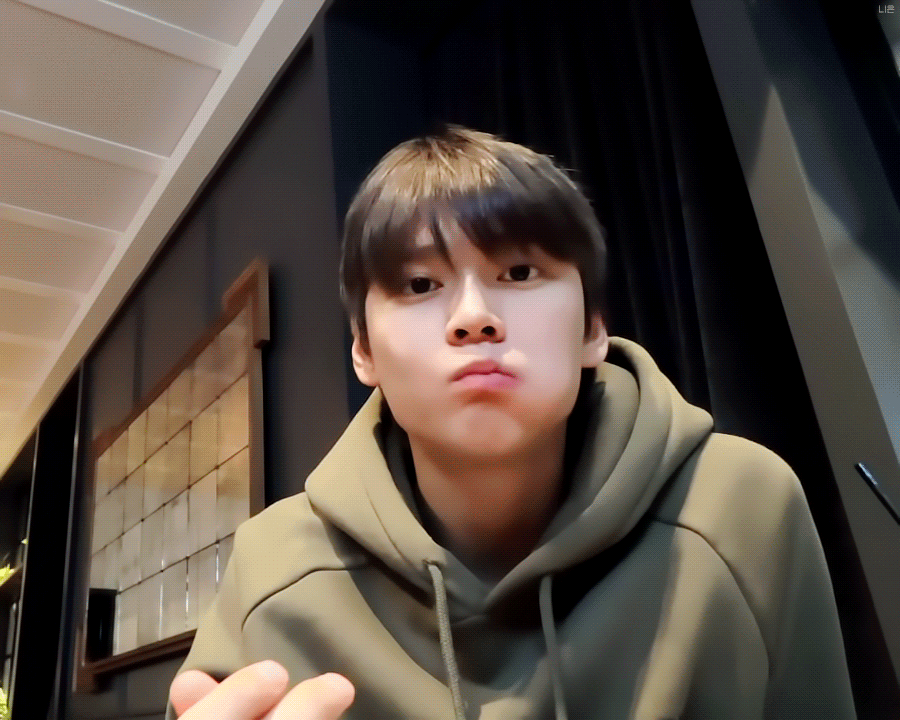 A moment captured by Eunseok (RIIZE)'s fan