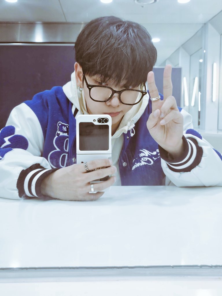 明宰铉 (BOYNEXTDOOR)的最新照片