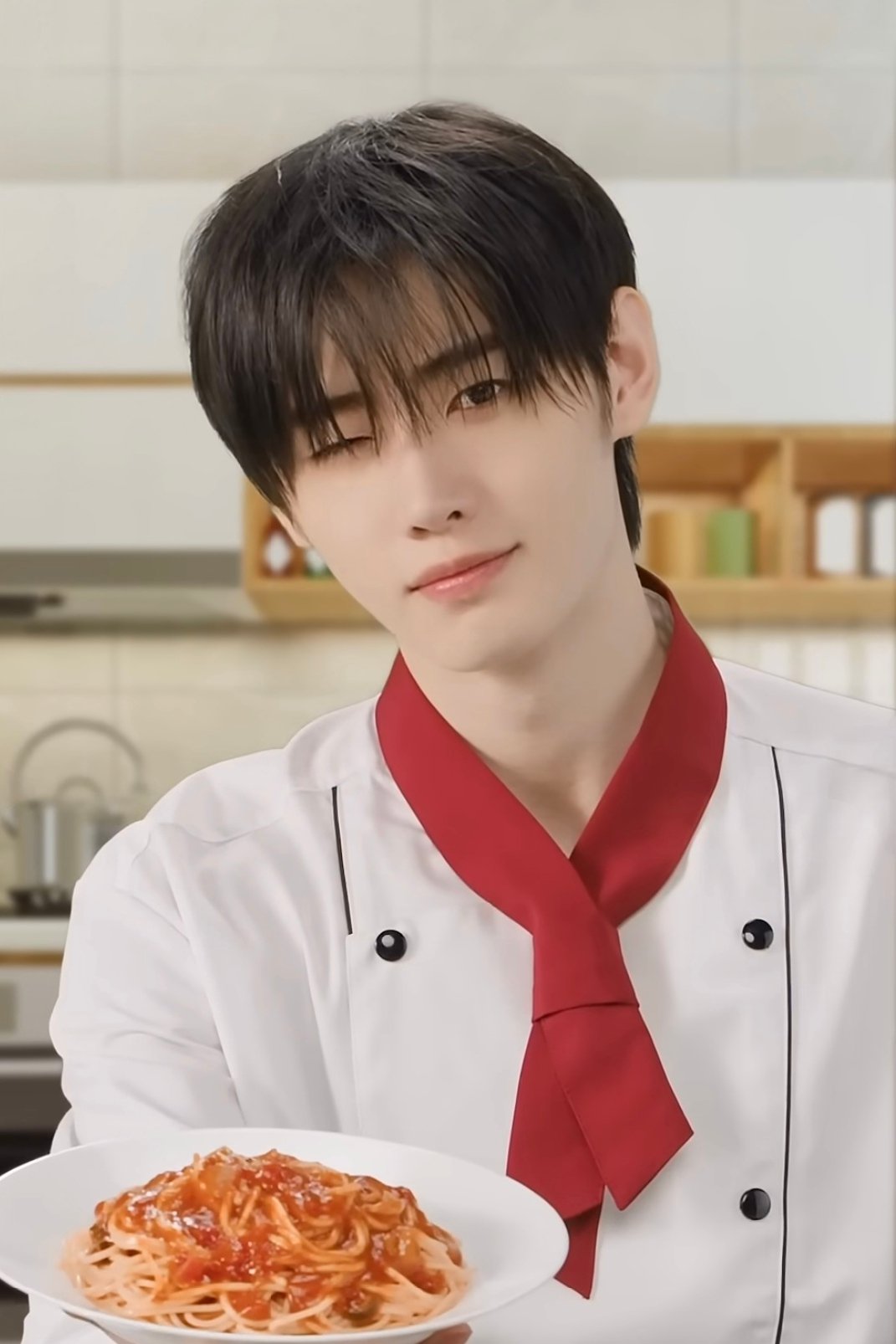 Recent activity shot of Sunghoon (ENHYPEN)