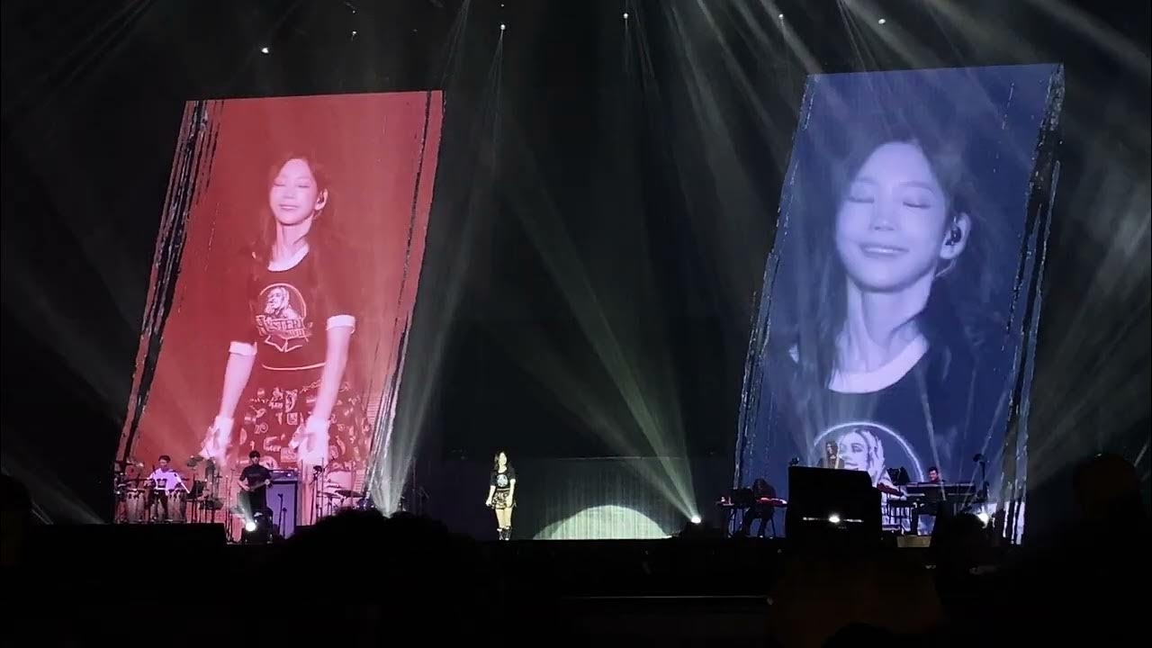 Behind-the-scenes cut of Taeyeon (Girls' Generation)