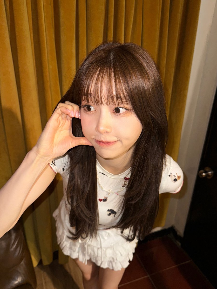 A moment captured by Chuu's fan