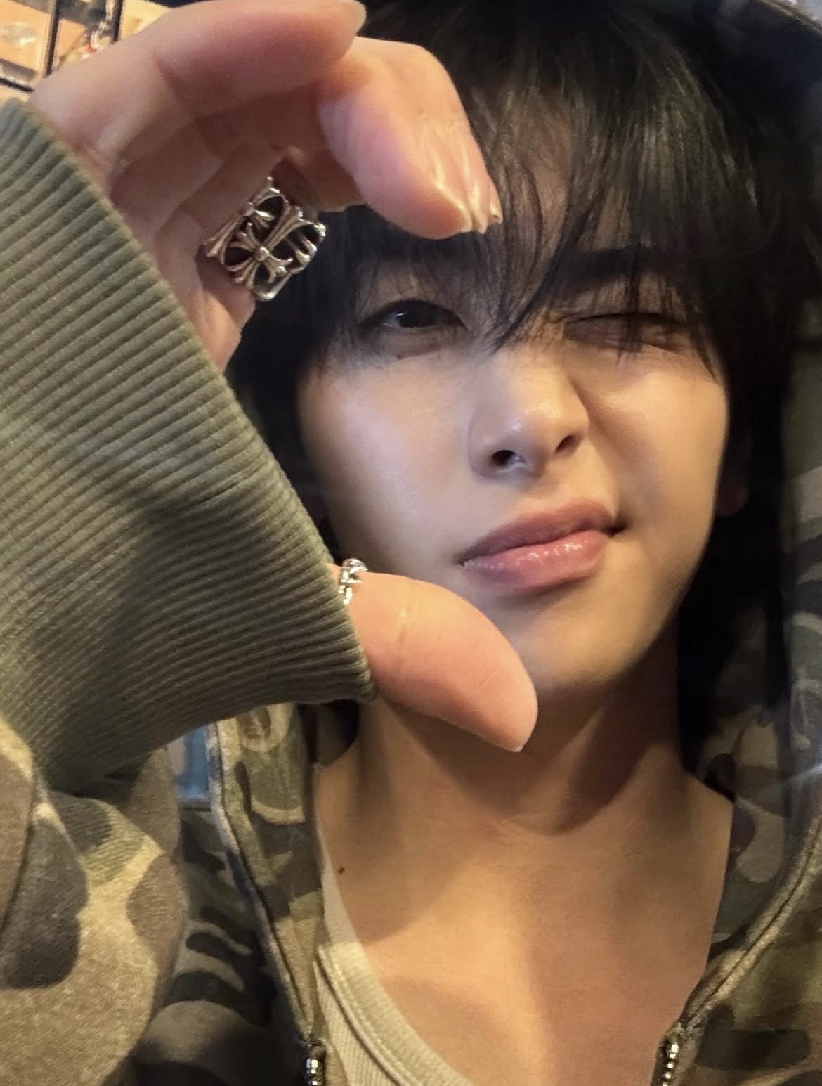 Behind-the-scenes cut of Xiao (UP10TION)